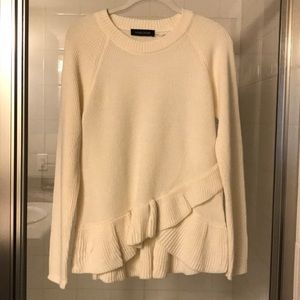 Ivanka Trump (NWOT) | Cream sweater
